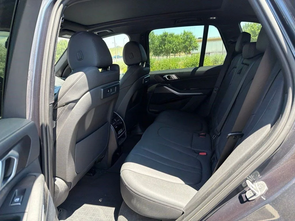 Used 2022 Gray BMW xDrive45e image 11