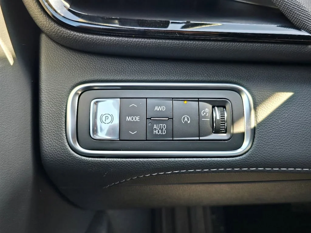 New 2026 Moonstone Gray Metallic Buick Preferred image 18