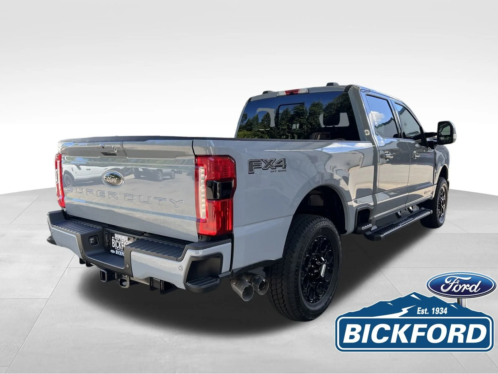 New 2026 Gray Ford Lariat image 5