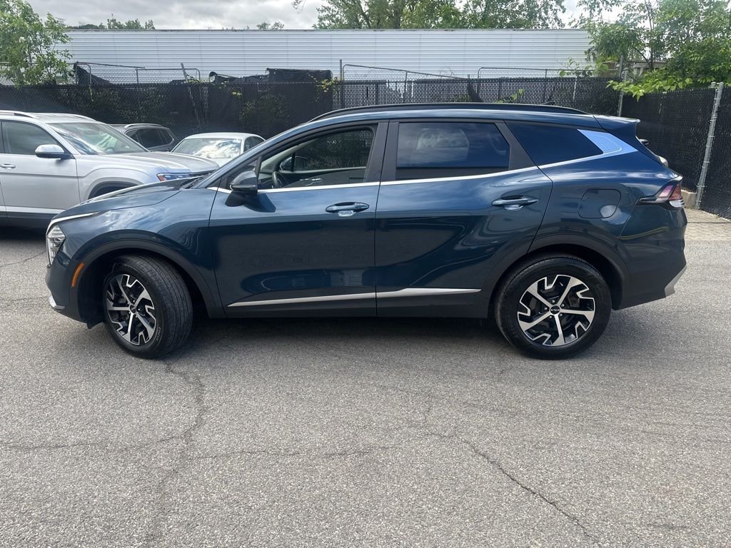 Used 2024 Blue Kia EX image 3