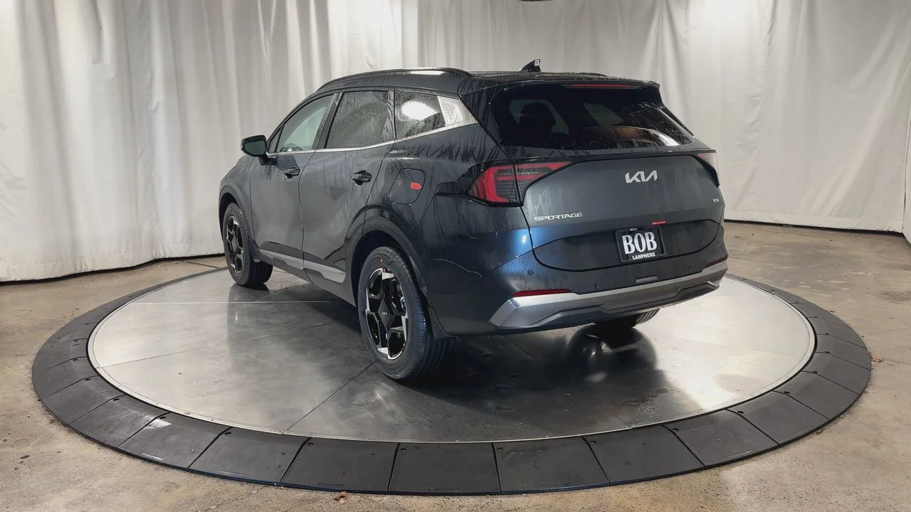 New 2026 Gravity Gray Kia EX image 7