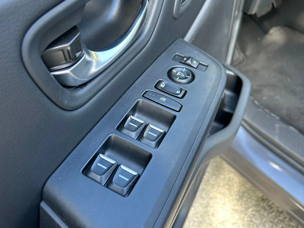 Used 2024  Honda EX-L image 20