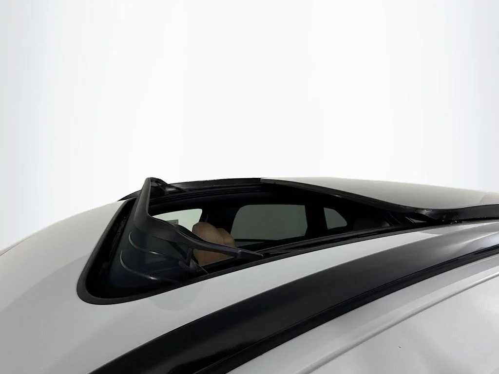 New 2026 Carrara White Metallic Porsche  image 23