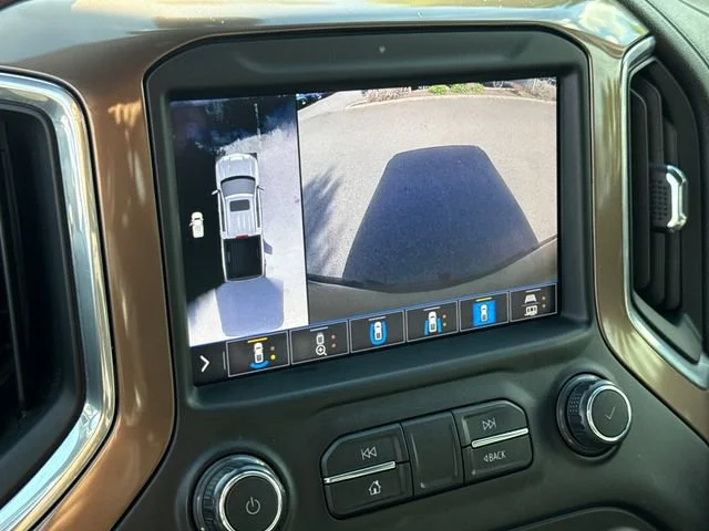 Used 2020 Black Chevrolet High Country image 22