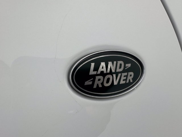 Used 2024 Fuji White Land Rover Dynamic SE image 50