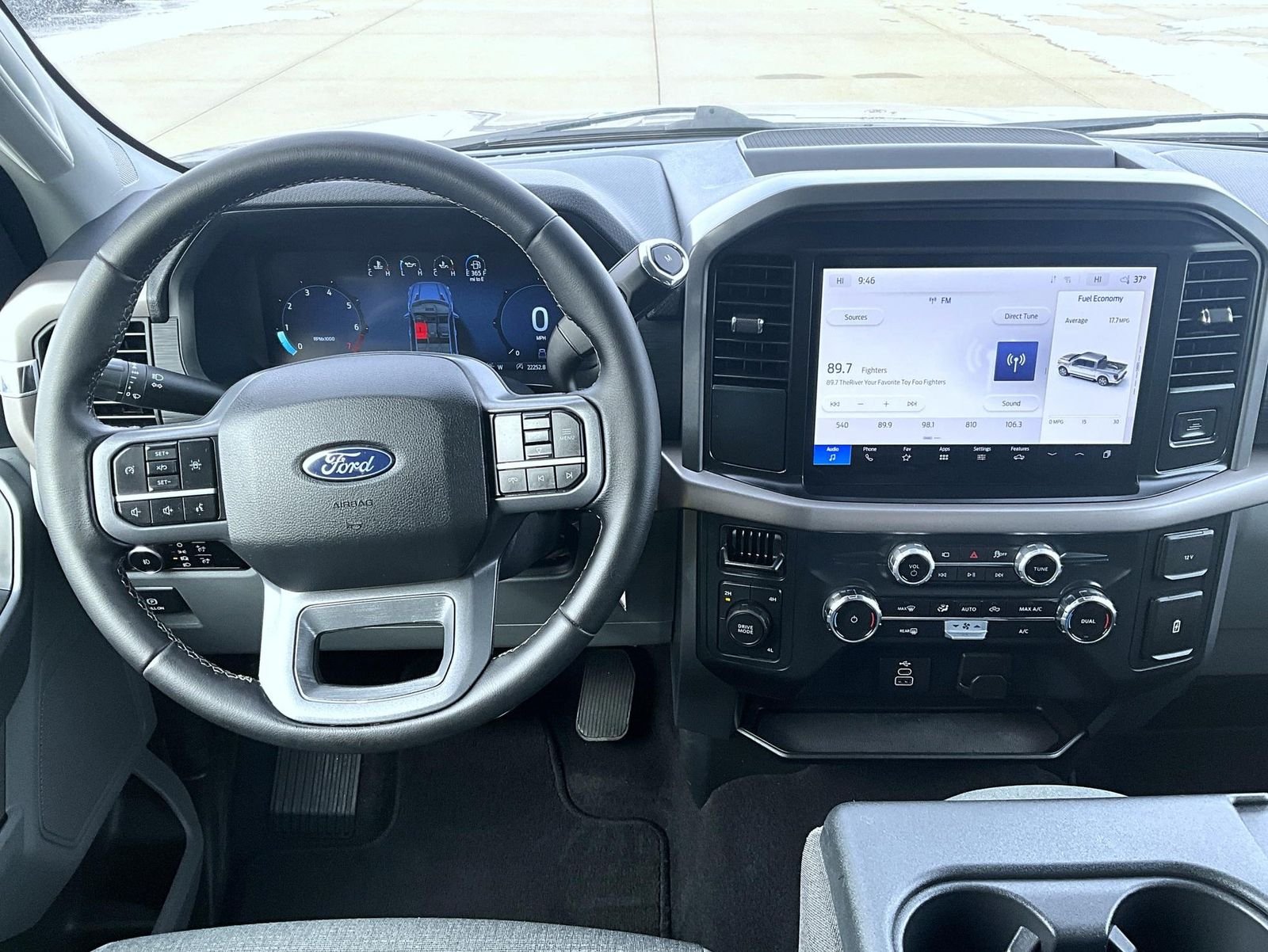 Used 2025 Gray Ford XLT image 12