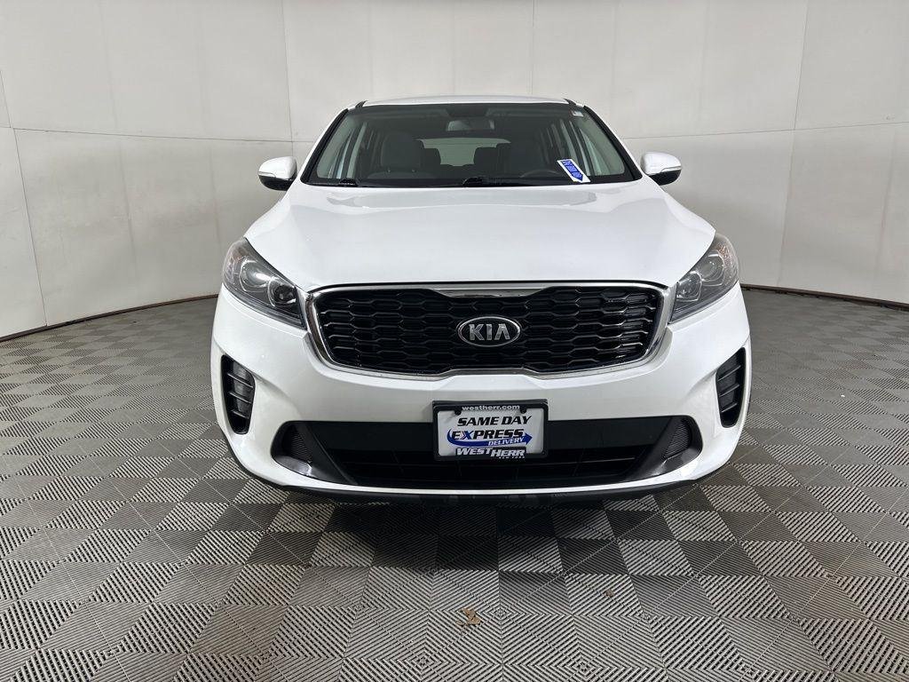 Used 2020 Snow White Pearl Kia LX image 12