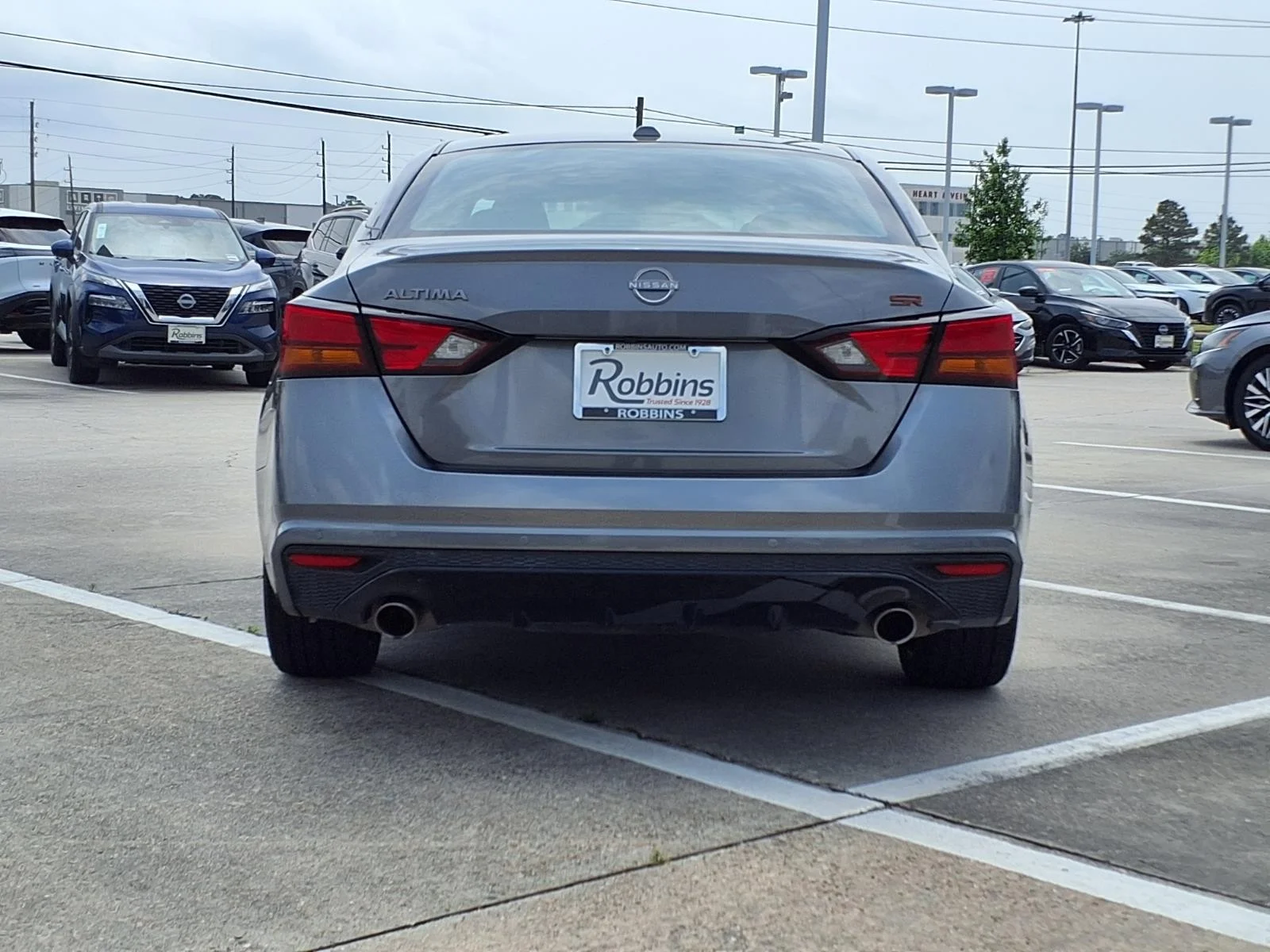 2024 Nissan Altima 2.5 SR Gray at Robbins Nissan