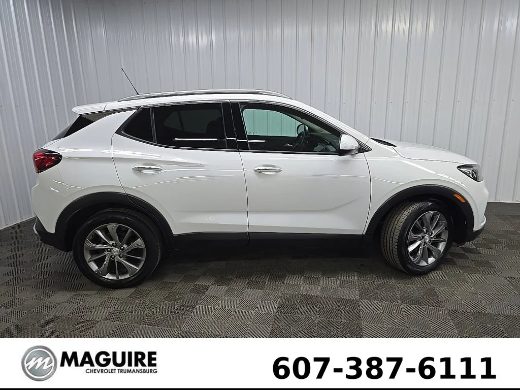 Used 2022 White Buick Essence image 2