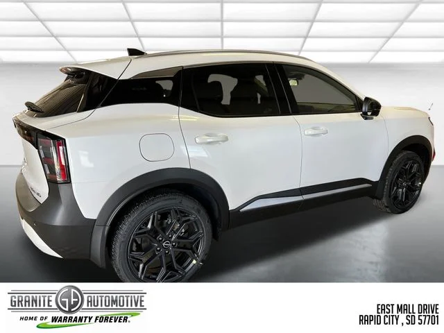 New 2026 White Nissan SR image 5
