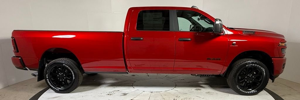 2026 RAM 3500 Big Horn - Photo 8