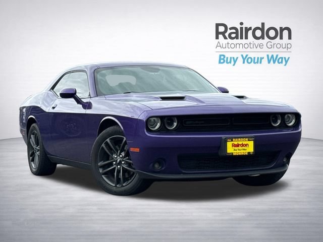Used 2019 Plum Crazy Pearlcoat Dodge SXT image 1