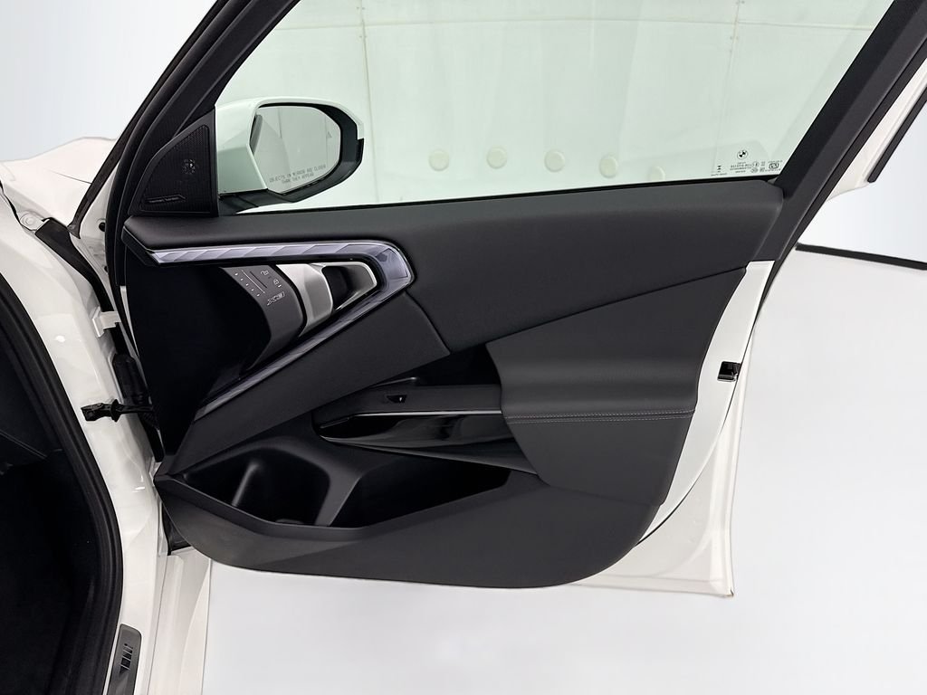 New 2026 Alpine White BMW 30 xDrive image 23