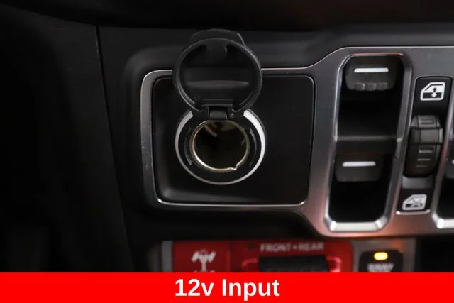 Used 2020 Red Jeep Unlimited Rubicon image 23