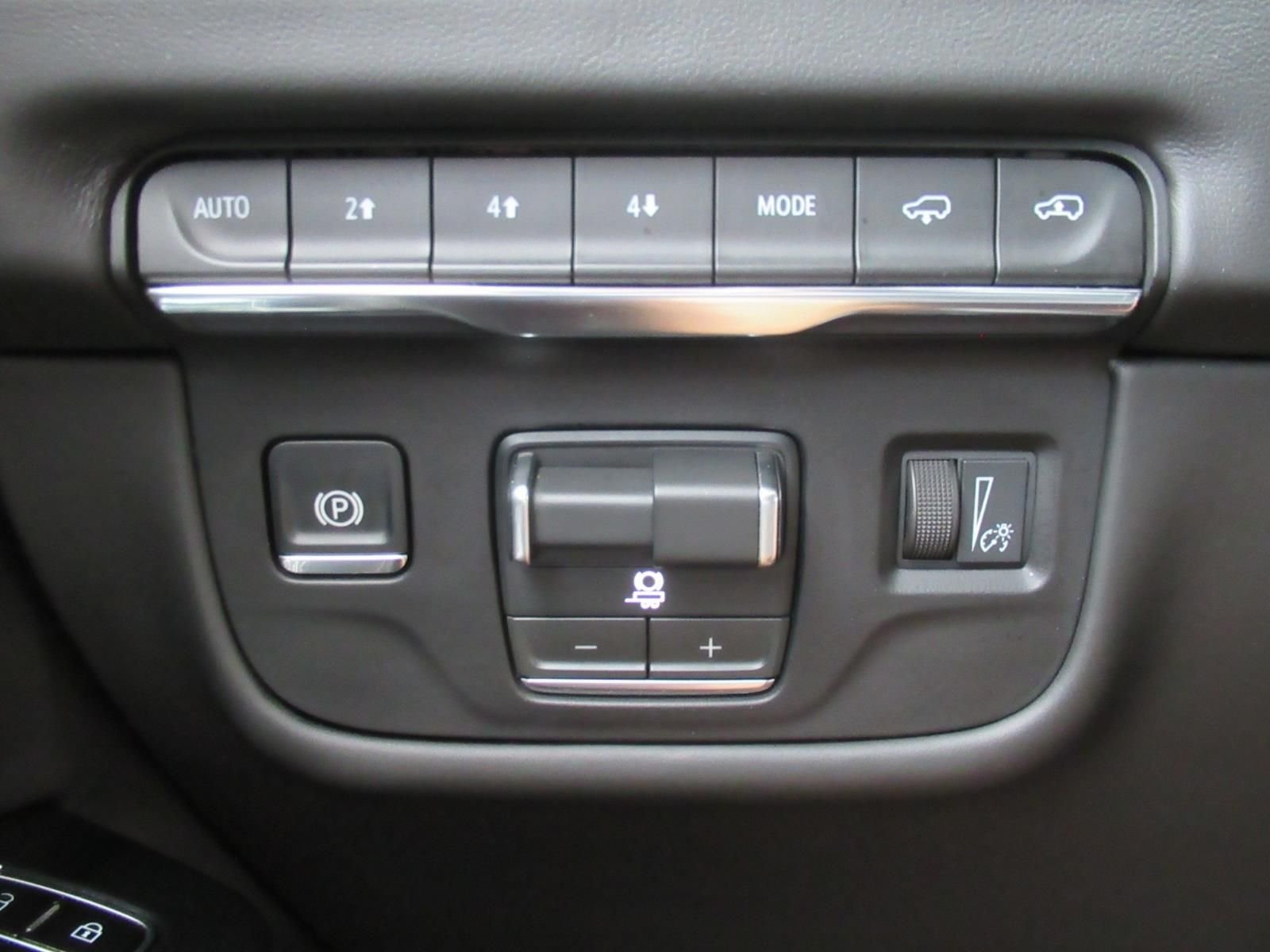 Used 2026 Black Cadillac Platinum Sport image 29
