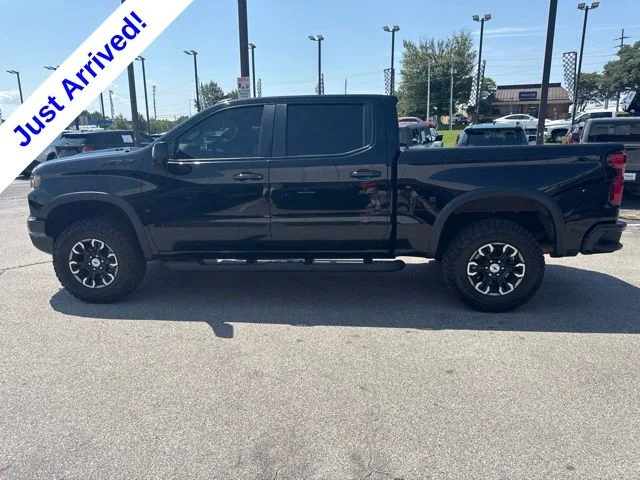 Used 2022 Black Chevrolet ZR2 image 6