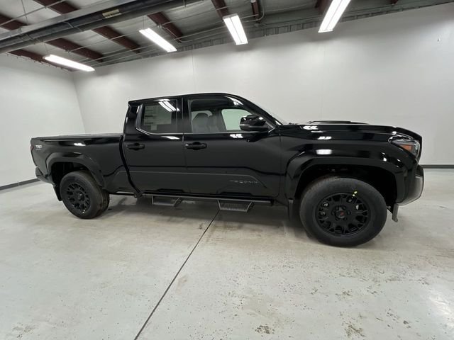 2025 Toyota Tacoma TRD Sport - Photo 9