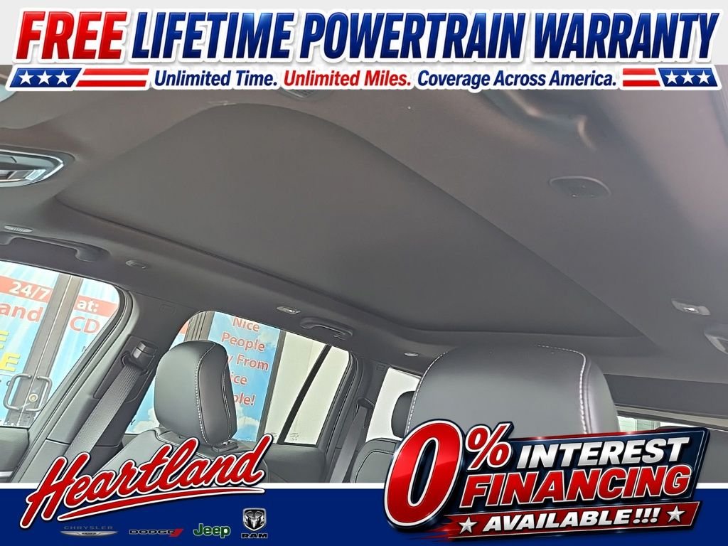 New 2026 Fathom Blue Pearl-Coat Exterior Paint Jeep Limited Reserve image 35