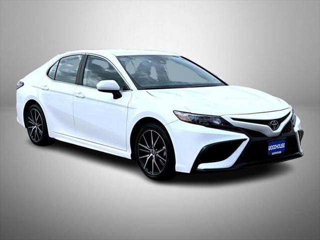 Certified Used 2024 ICE CAP Toyota  image 3