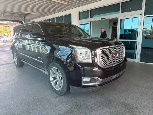 2017 GMC Yukon Denali 2WD's photo