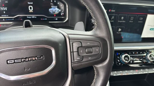 Used 2023 White GMC Denali Ultimate image 22