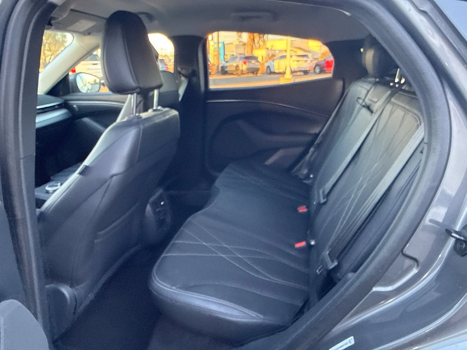 Used 2021 Gray Ford Select image 25