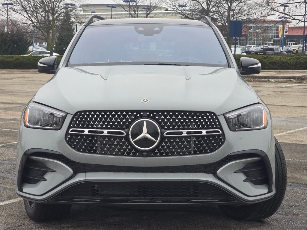 New 2026 MANUFAKTUR Alpine Grey Mercedes-Benz GLE 580 image 11