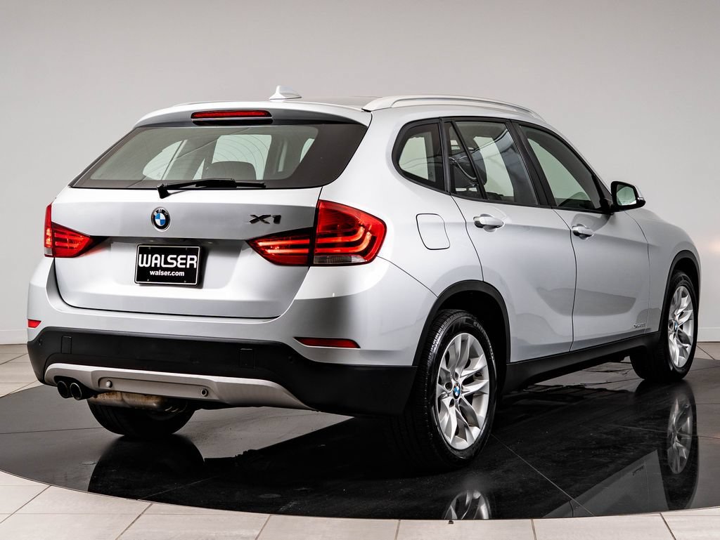 Used 2015 Glacier Silver Metallic BMW xDrive28i image 10