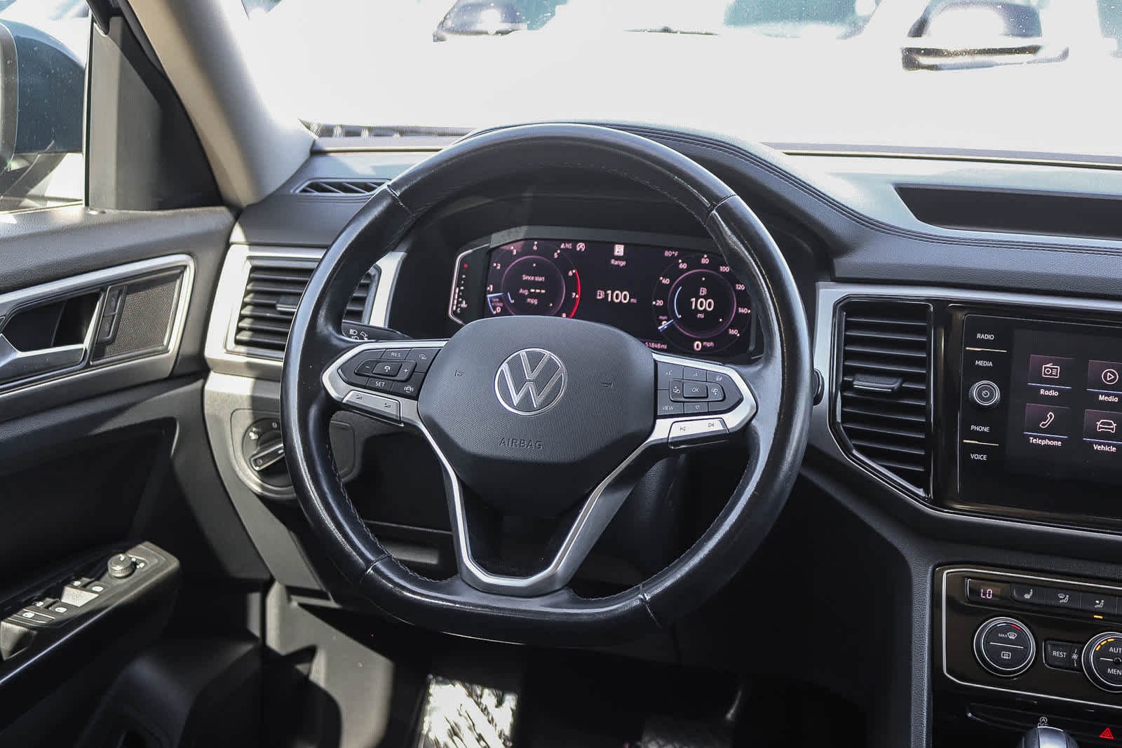 Used 2021 Tourmaline Blue Metallic Volkswagen 3.6L V6 SEL image 16