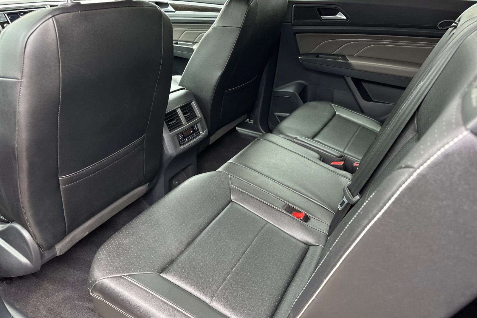 Certified Used 2023 Deep Black Volkswagen 2.0T SE image 12
