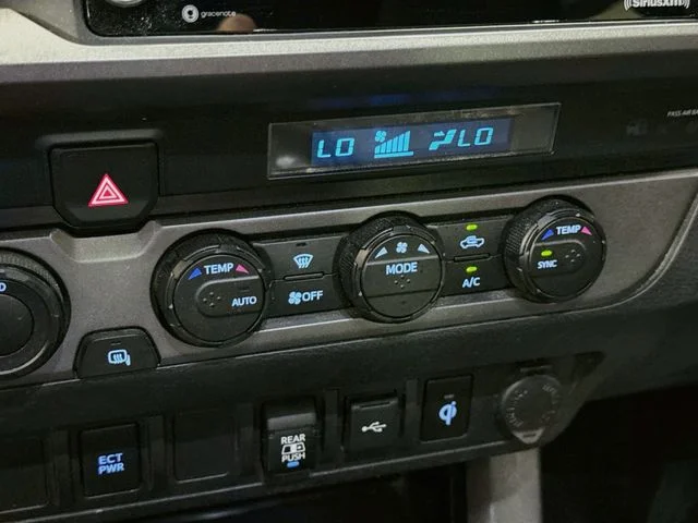 Used 2021  Toyota TRD Off-Road image 15