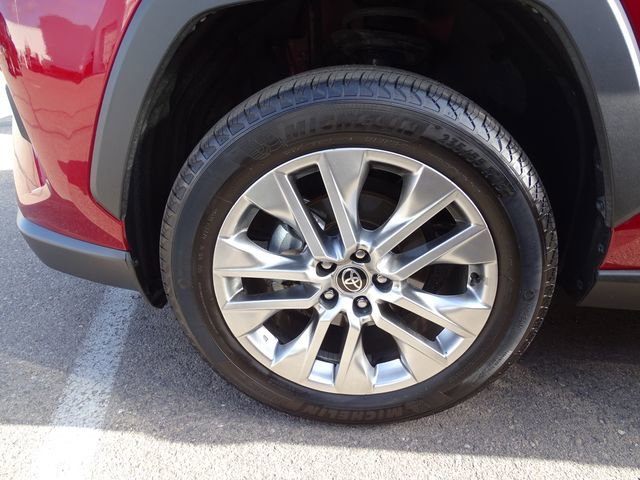 Used 2025 Red Toyota XLE Premium image 7
