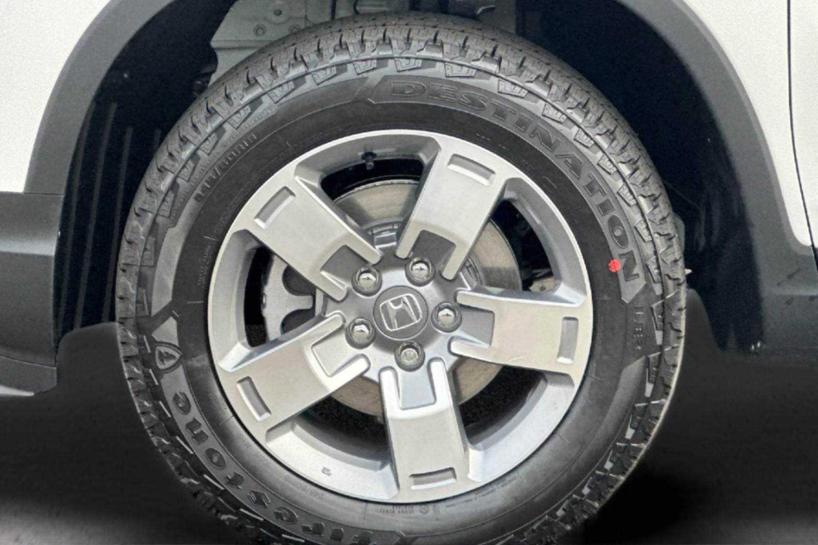 New 2026 Platinum White Pearl Honda RTL image 32