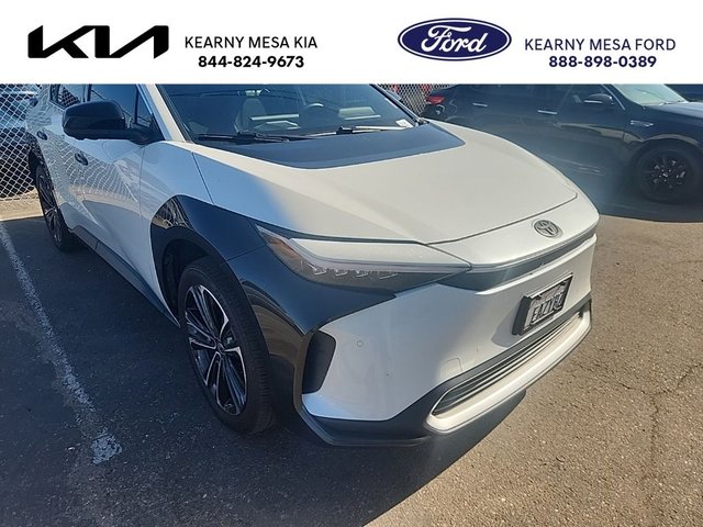 2023 Toyota bZ4X Limited
