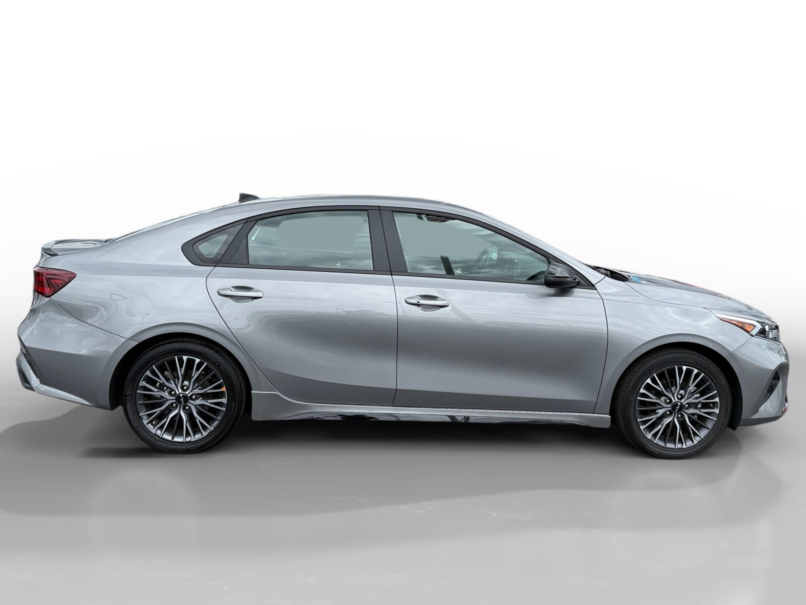 Used 2024 Steel Gray Kia GT-Line image 6