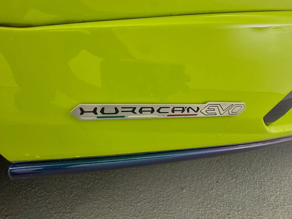 Used 2020  Lamborghini  image 30