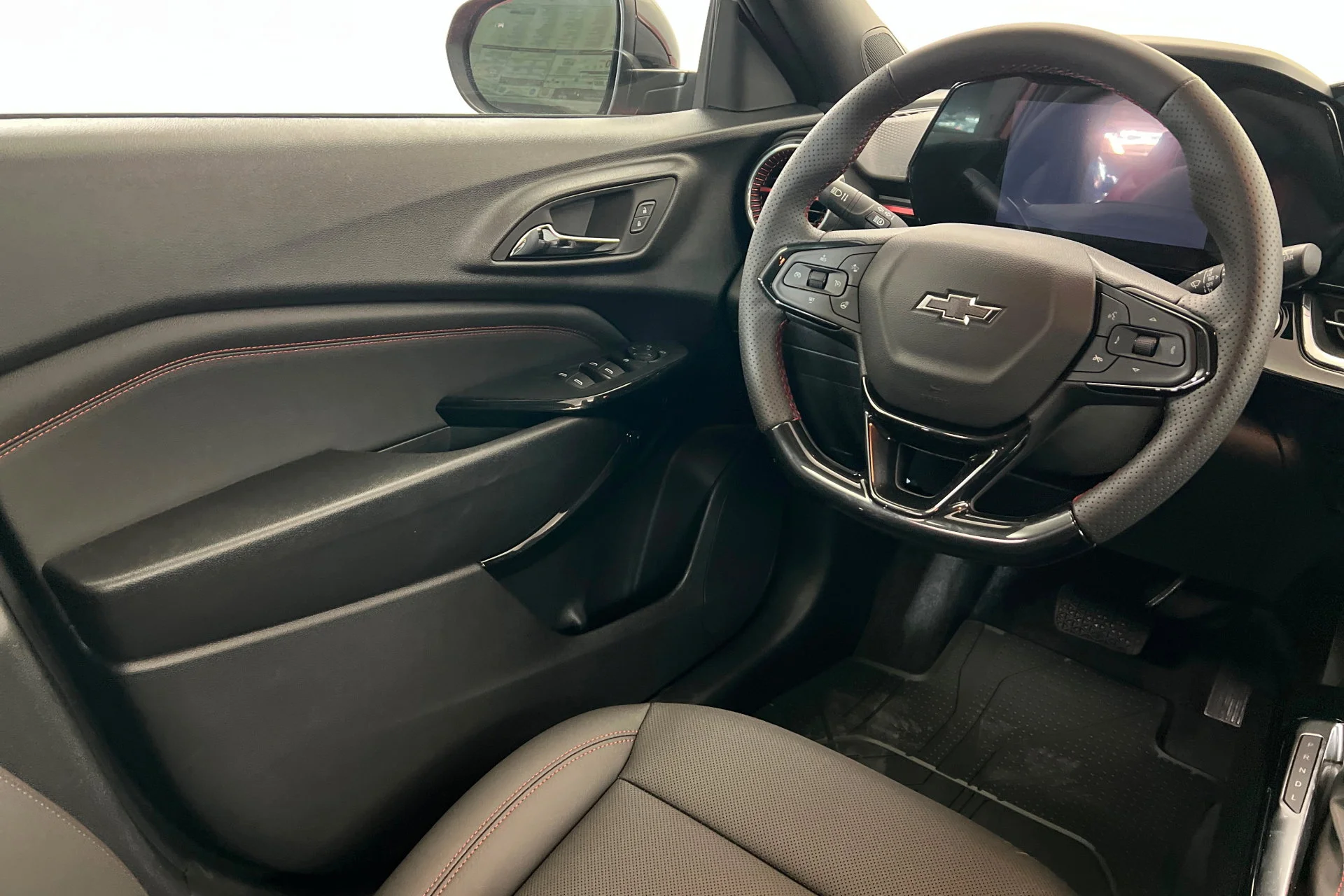 2026 Chevrolet Trax RS - Photo 11