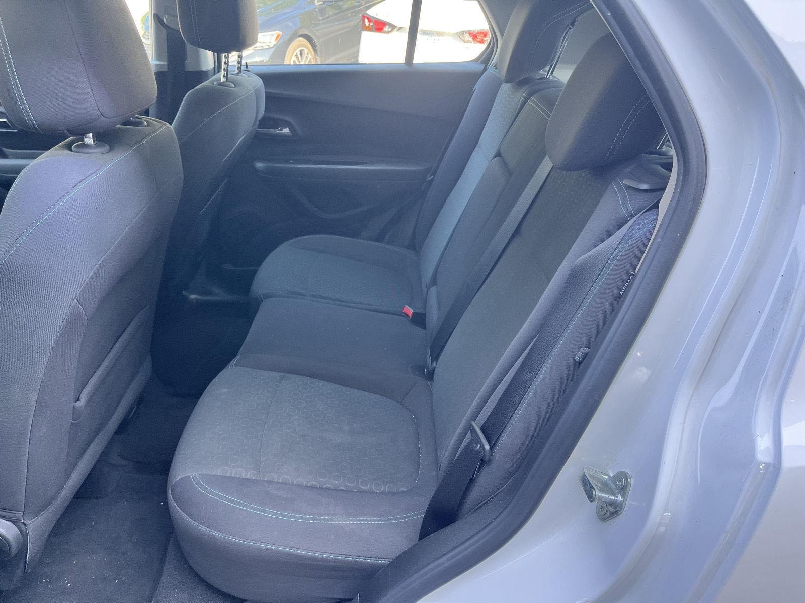 Used 2015 Summit White Chevrolet LS image 12