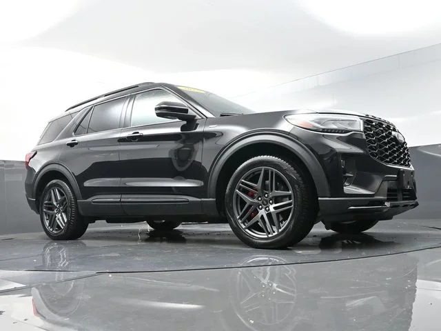 Used 2025 Black Ford ST-Line image 31