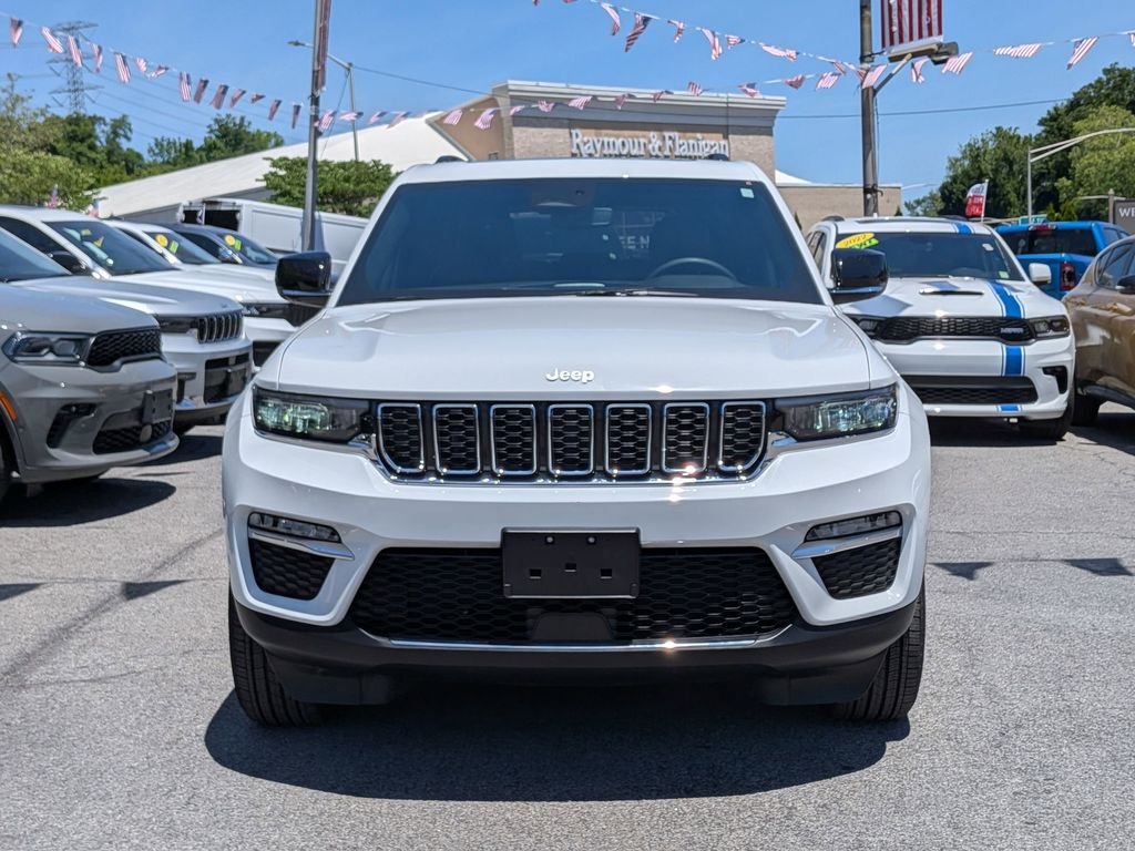 Used 2024 White Jeep 4xe image 3