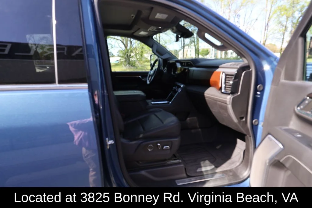 Used 2024 Blue GMC Denali image 9