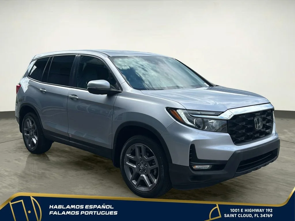 Used 2023 Silver Honda AWD EX-L image 8