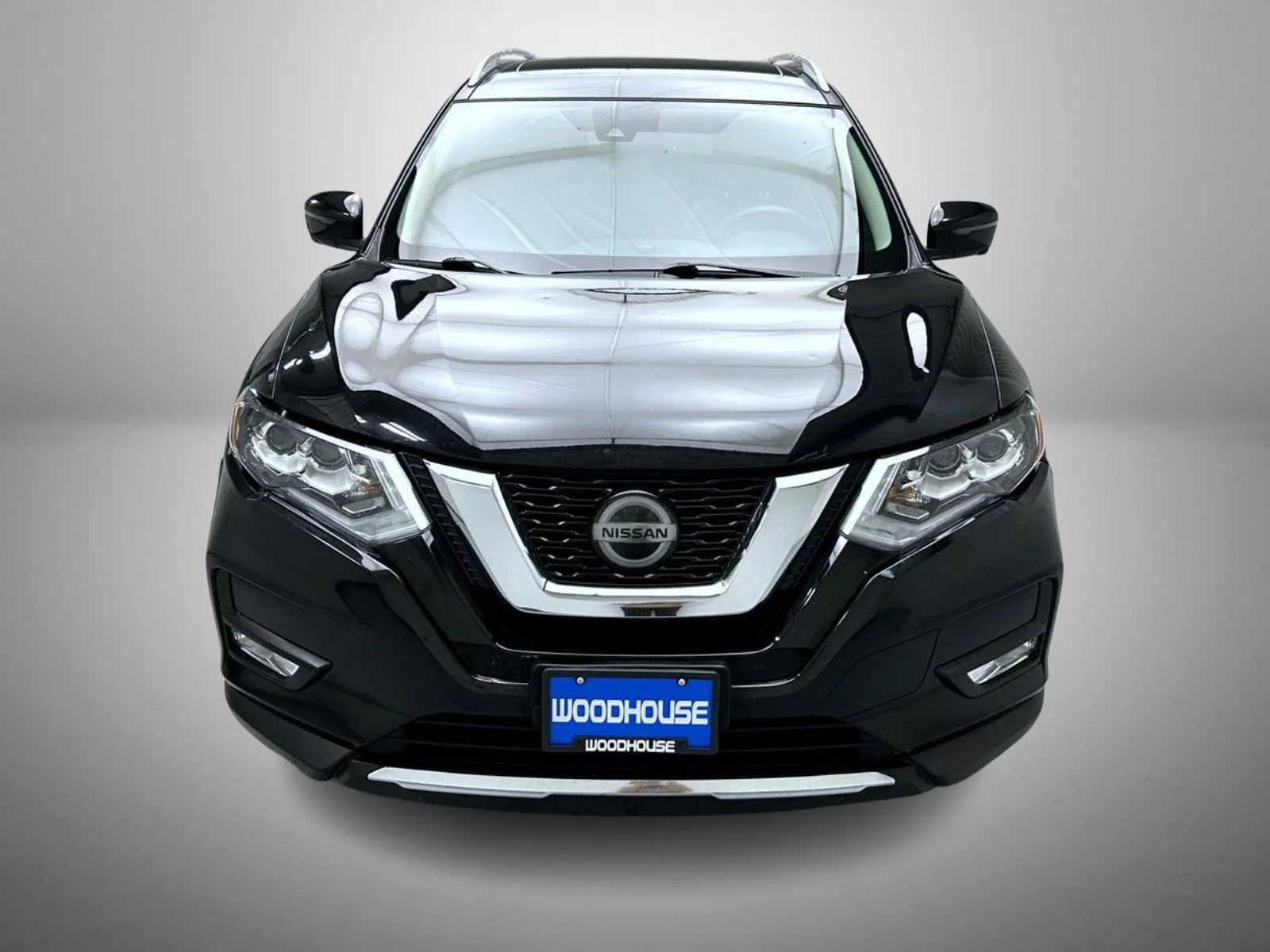 Used 2019 Black Nissan SL image 2