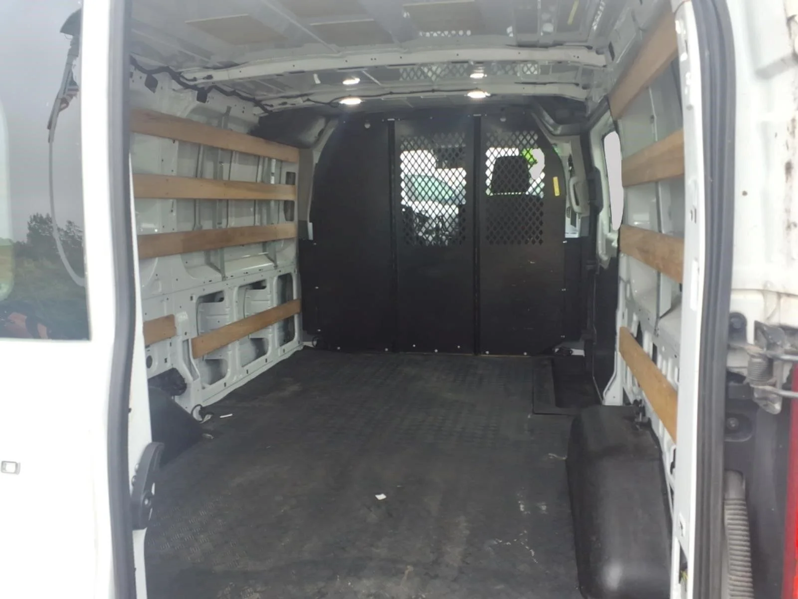 Used 2019 Oxford White Ford Base image 8