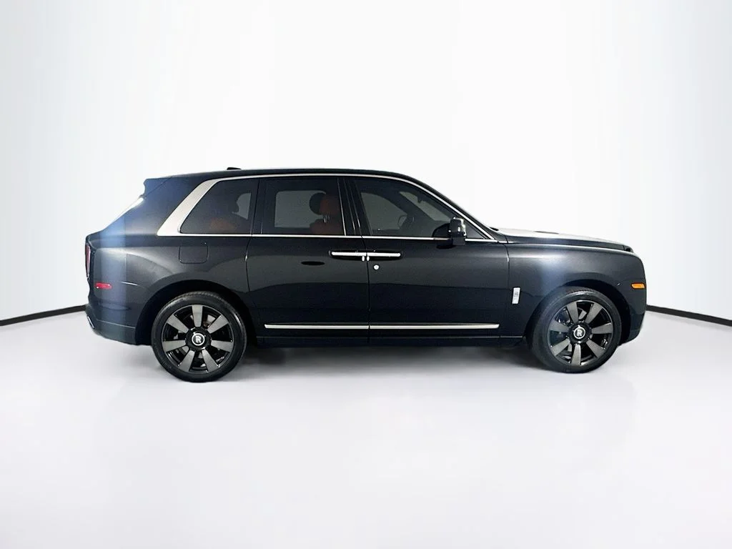 Used 2023 Black Rolls-Royce Base image 4