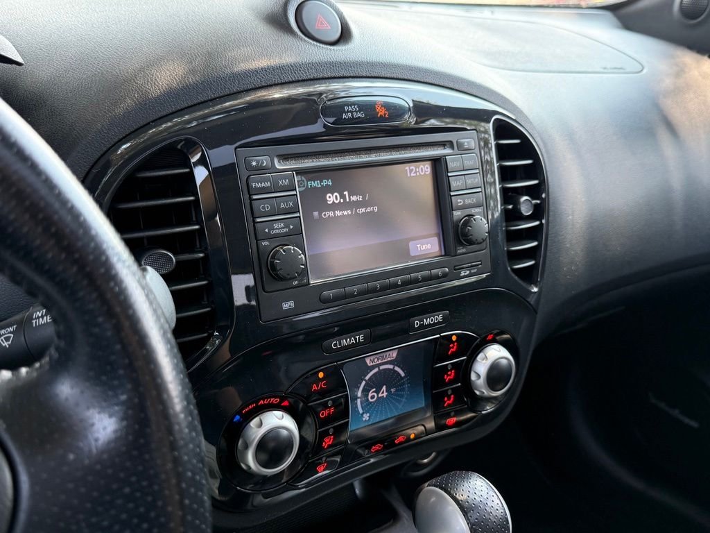 Used 2013 Cayenne Red Nissan SL image 21