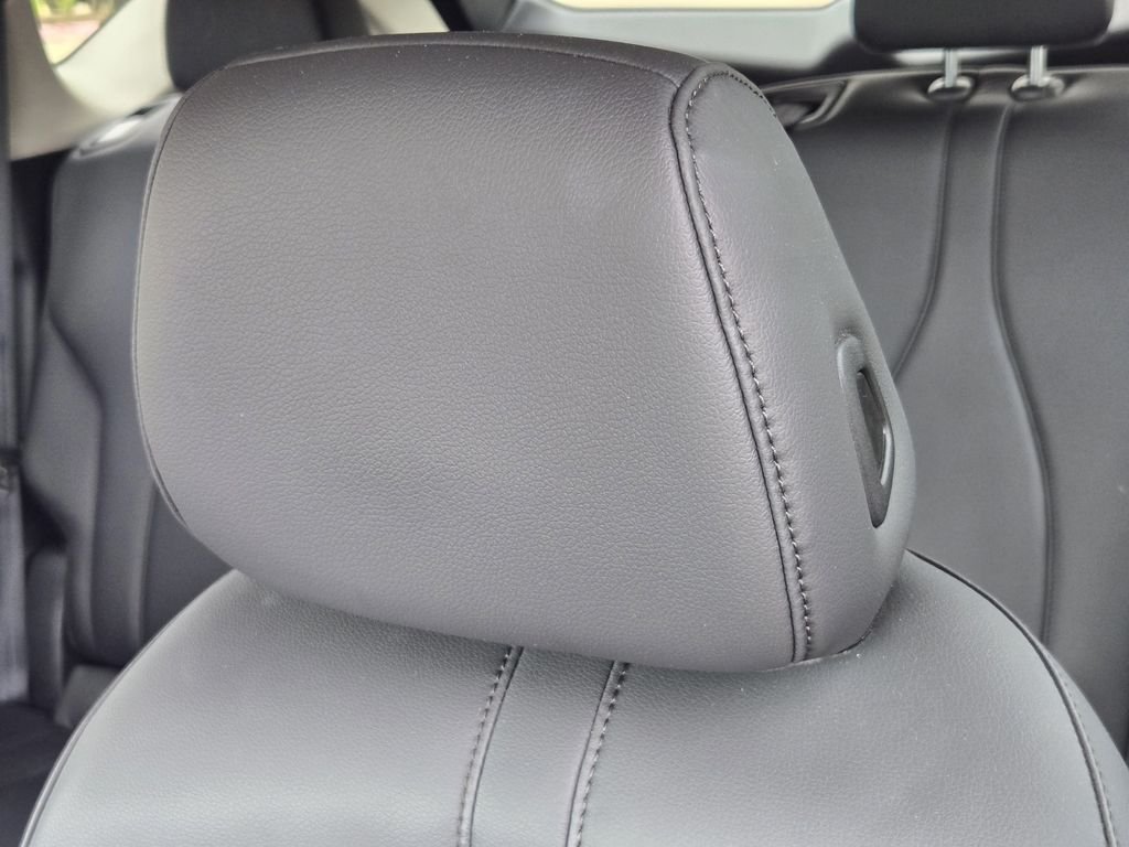 Used 2024 White Acura Base image 21