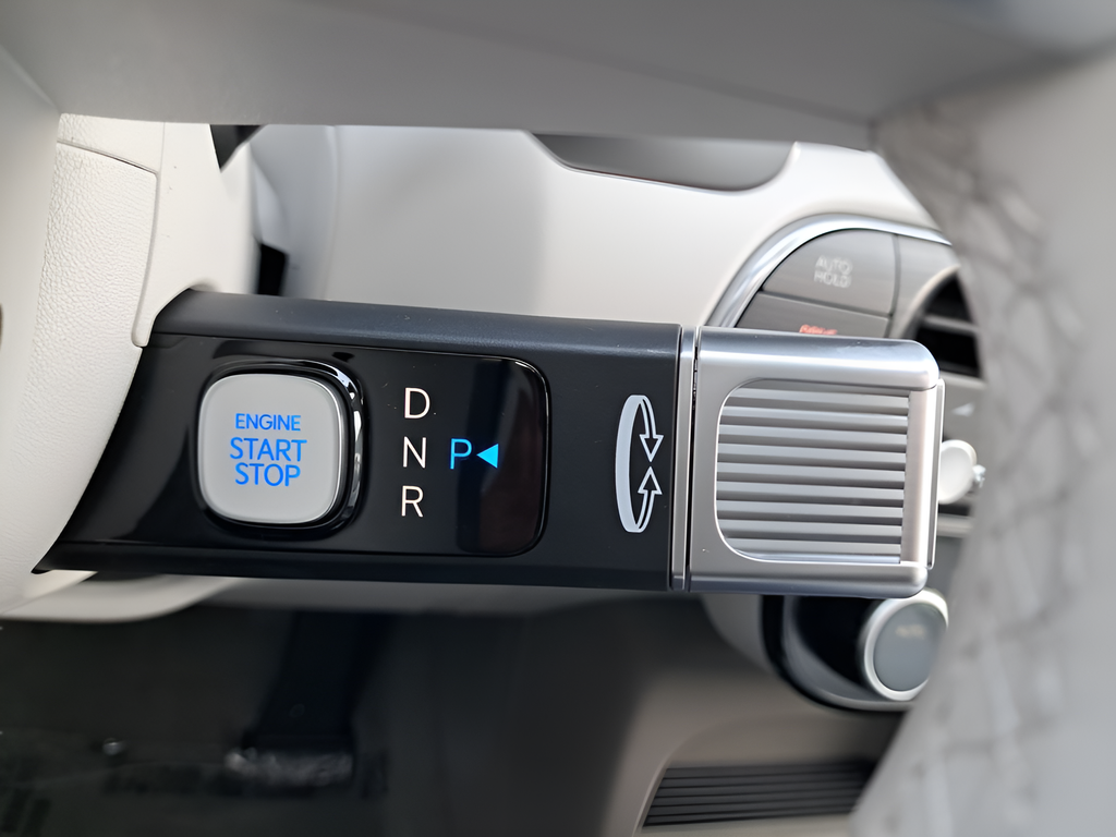 New 2026 White Hyundai SEL Premium image 20