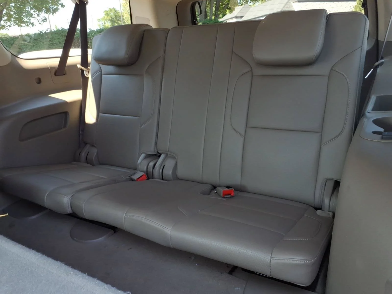 Used 2020 Onyx Black GMC SLT image 24