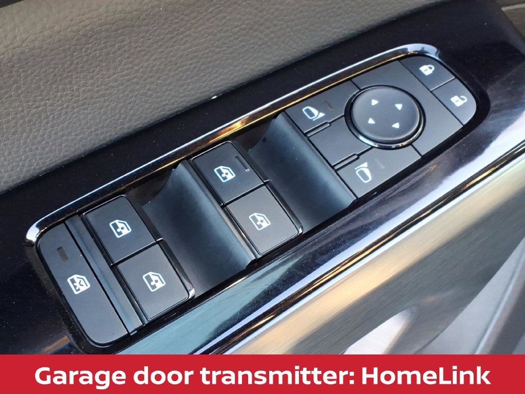2025 Nissan Pathfinder SL - Photo 25